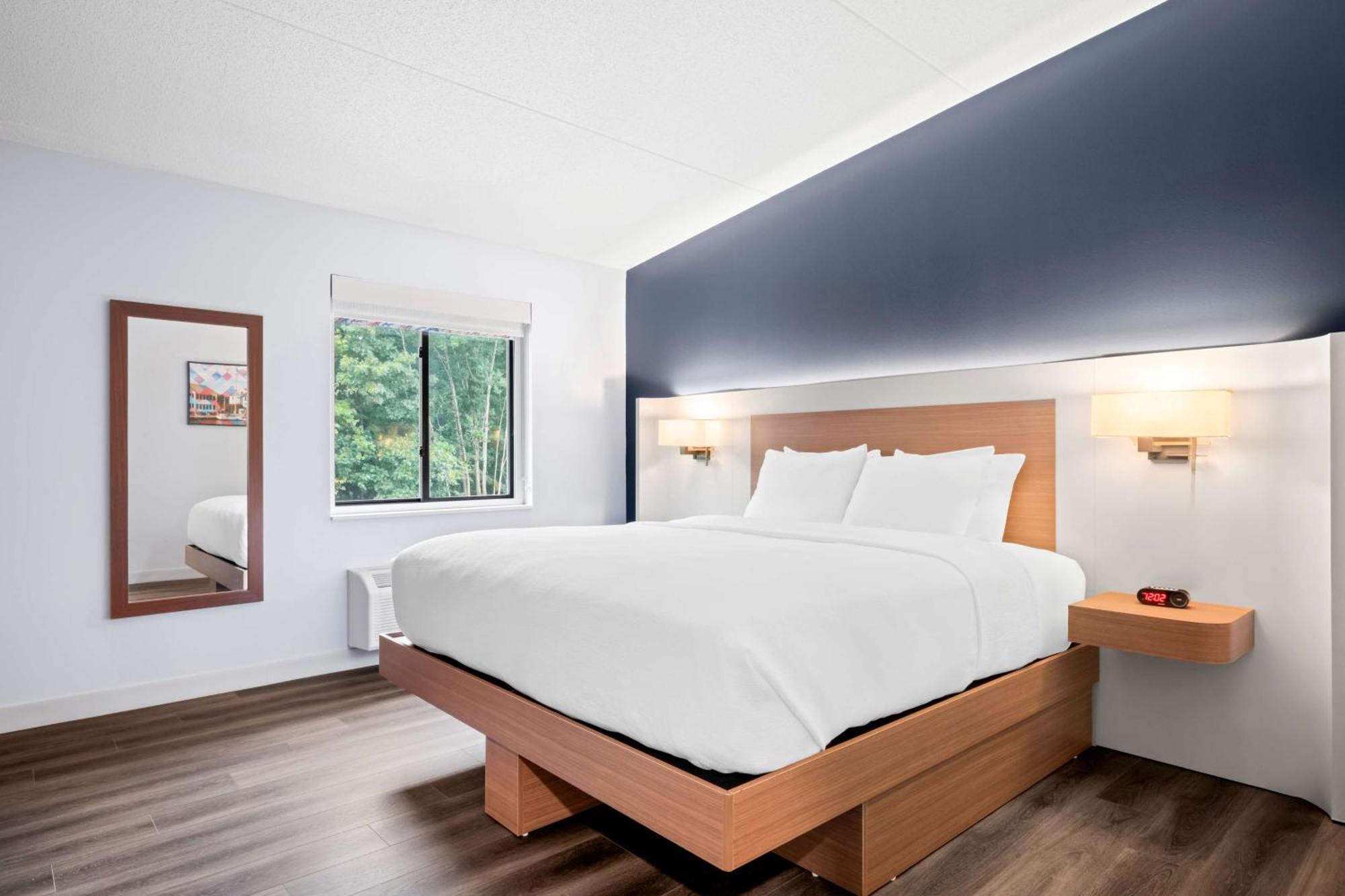 Best Western Niantic - New London, Mystic Area Exterior photo